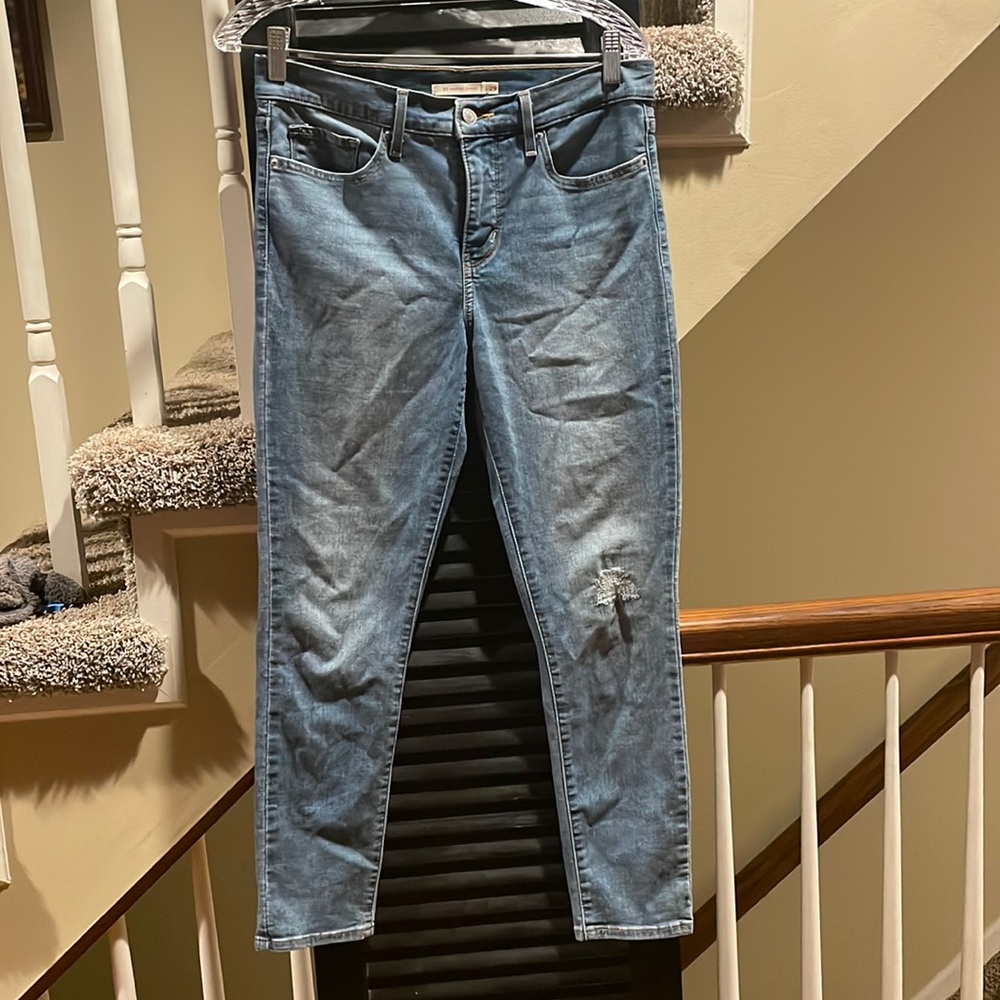 Levi 311 shaping skinny jeans, size 29